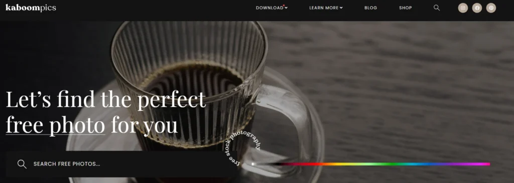 Capture d’écran du site Kaboompics, photos lifestyle et déco libres de droit