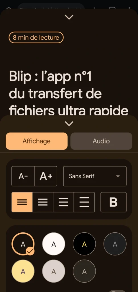 Réglages du mode lecture sur smartphone avec options de taille de texte, police et thème d'affichage.